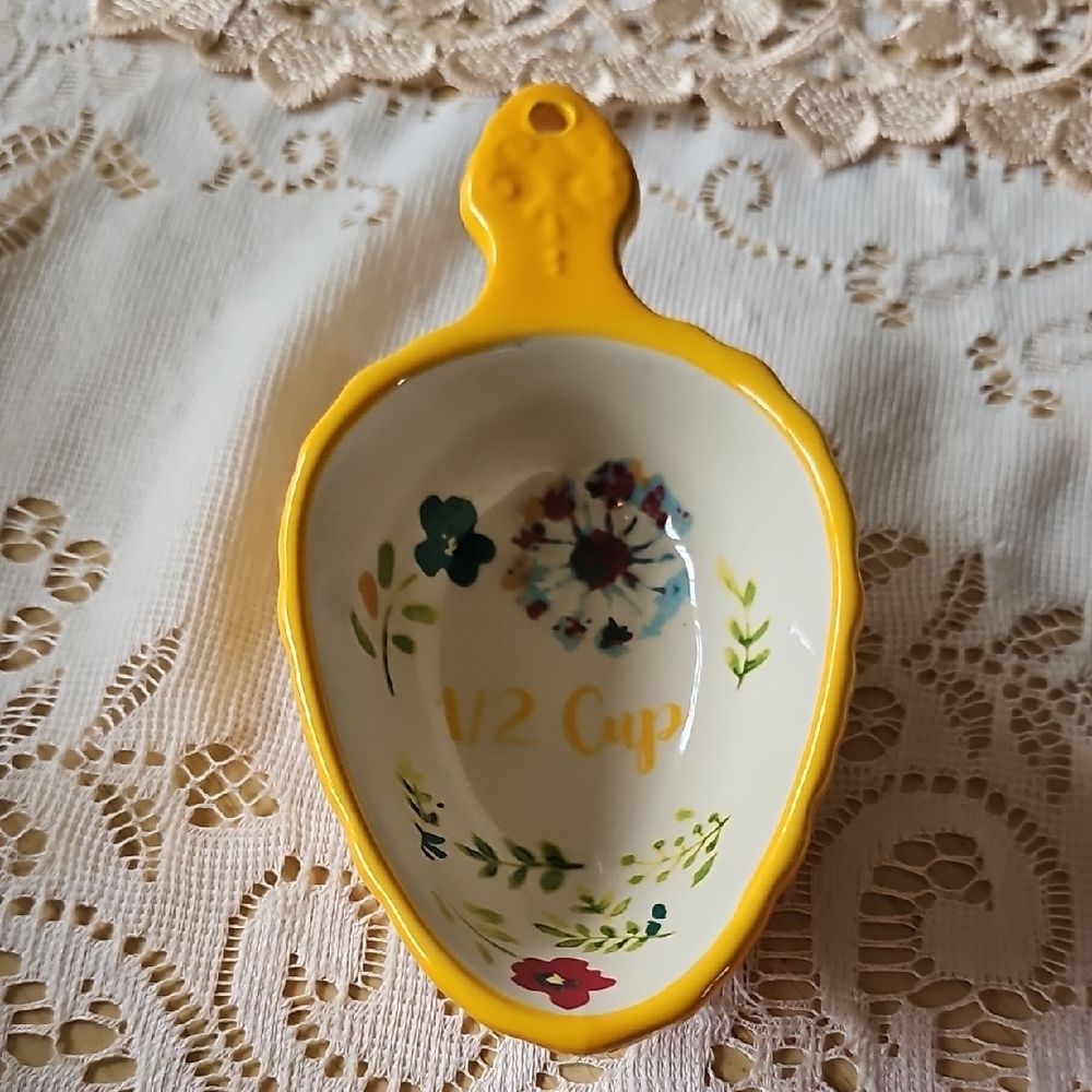 The Pioneer Woman Set Of 4 Ceramic Measuring Cups - Picture 3 of 6